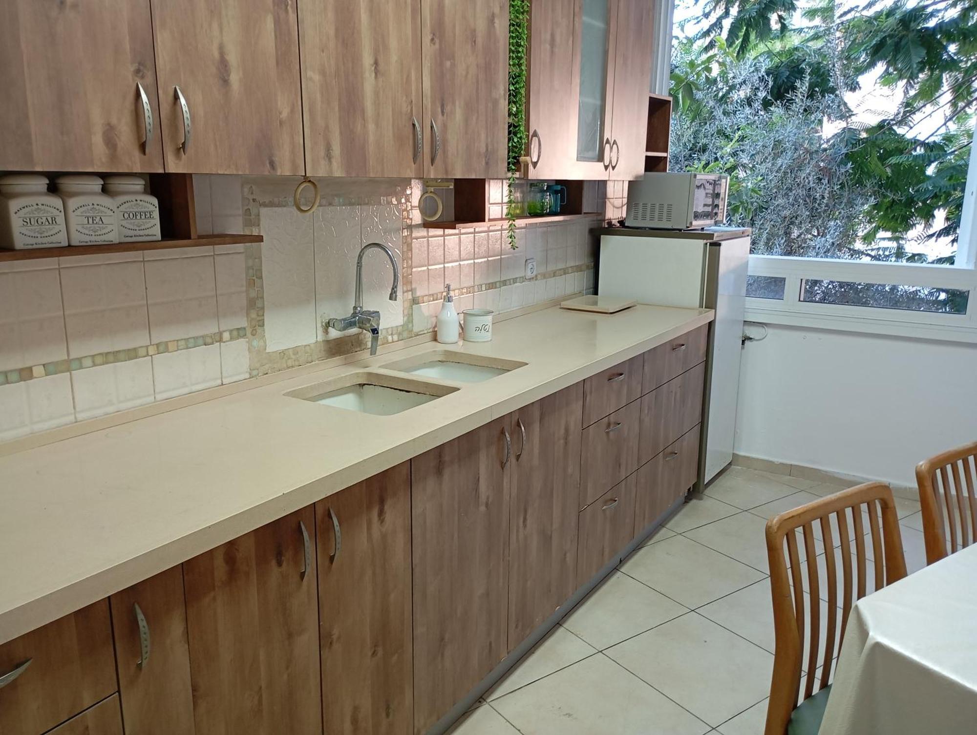 בין העצים Apartment Petach Tikva Ngoại thất bức ảnh